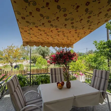 Apartment Katerina By The Sea